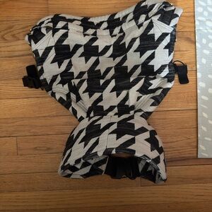 Stylish Black and White Houndstooth Women's Top